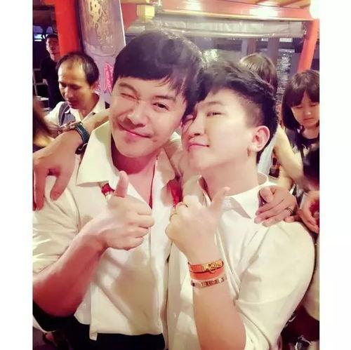 娱乐圈吃瓜头像图片女,揭秘明星背后的故事